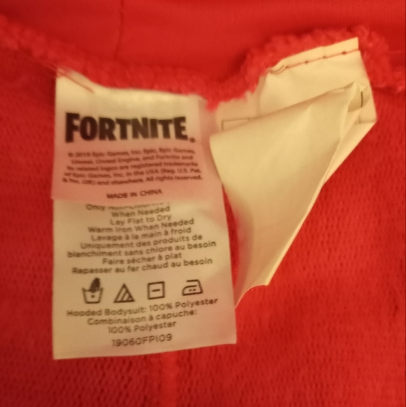 FORTNITE Guggimon onesie with detachable belt - Picture 7 of 7